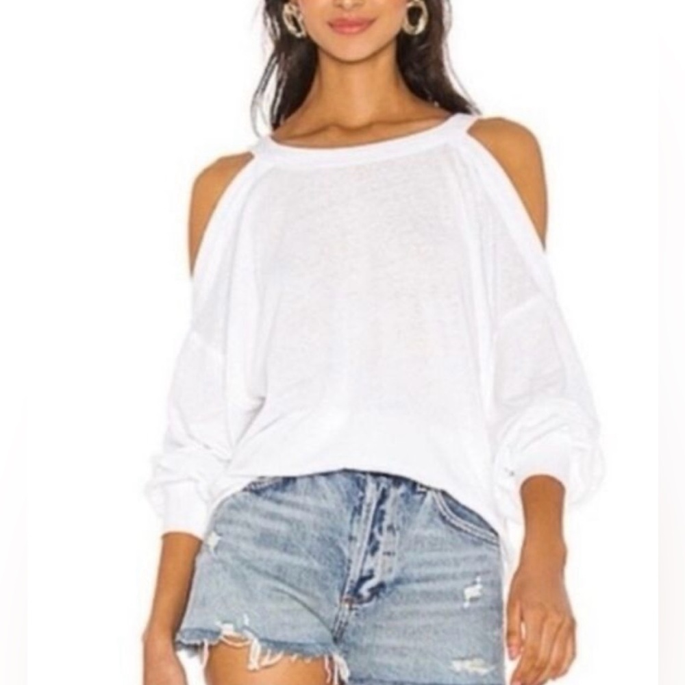 We The Free Chill Out Cold Shoulder Top White size Medium